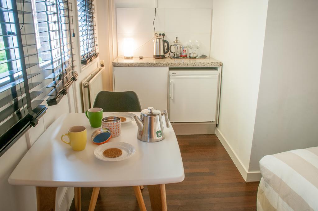 The Warehouse Bed and Breakfast Amsterdam Eksteriør billede